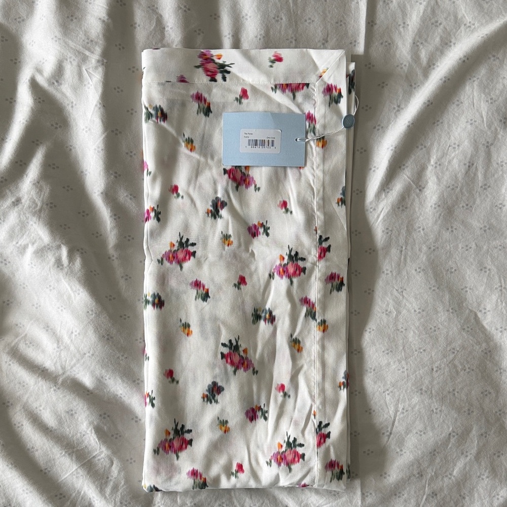 Hill House Floral Swim Sarong - White and Pink